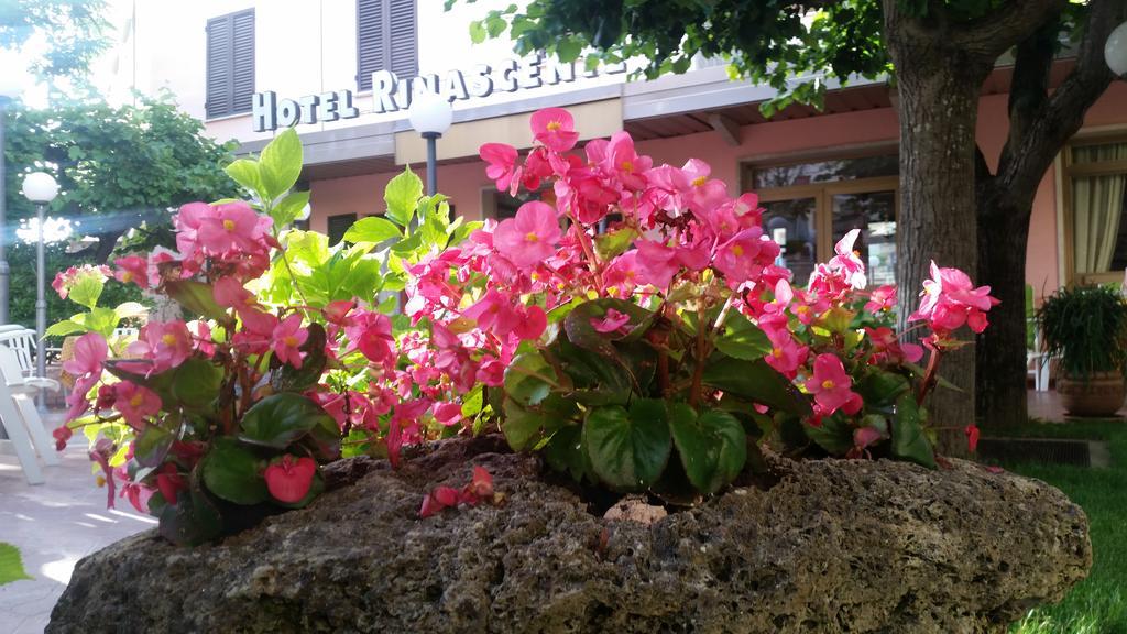 Hotel Rinascente Chianciano Terme Exterior foto
