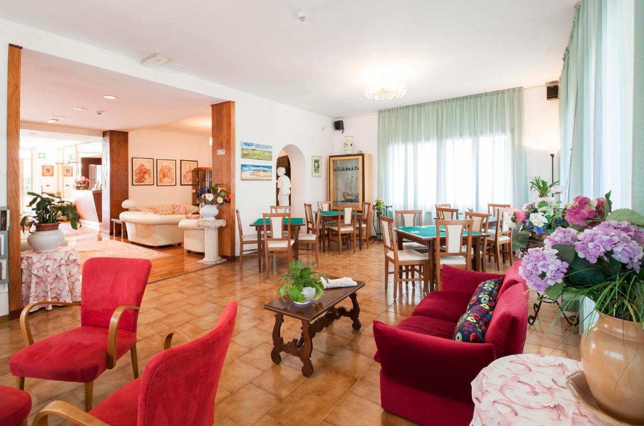 Hotel Rinascente Chianciano Terme Exterior foto